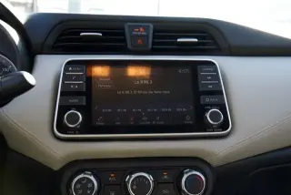 Nissan Versa 2020 SV 4dr Sedán