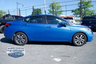 Nissan Versa 2020 SV 4dr Sedán