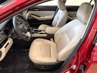 Nissan Altima 2024 2.5 SV Sedán 4 puertas