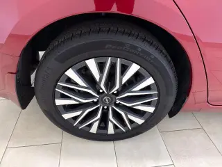 Nissan Altima 2024 2.5 SV Sedán 4 puertas