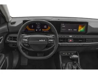 Kia K4 2026 LXS 4dr Sedán