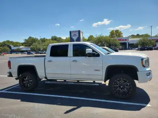 GMC Sierra 1500 2016 4x4 SLT 4dr Crew Cab 5.8 ft. SB