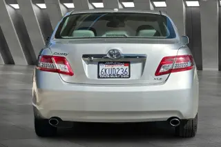 Toyota Camry 2010 LE V6 4dr Sedan 6A