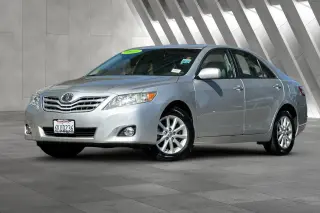 Toyota Camry 2010 LE V6 4dr Sedan 6A