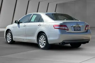 Toyota Camry 2010 LE V6 4dr Sedan 6A