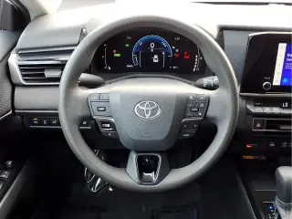 Toyota Camry 2025 LE 4dr Sedán