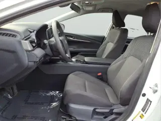 Toyota Camry 2025 LE 4dr Sedán