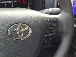 Toyota Camry 2025 LE 4dr Sedán