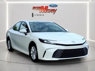 Toyota Camry 2025 LE 4dr Sedán