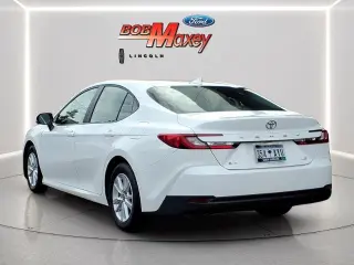 Toyota Camry 2025 LE 4dr Sedán