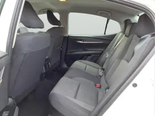 Toyota Camry 2025 LE 4dr Sedán