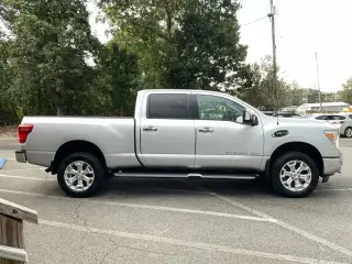 Nissan Titan XD 2017 4x2 S 4dr Crew Cab