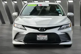 Toyota Camry 2024 LE 4dr Sedán