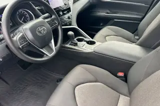 Toyota Camry 2024 LE 4dr Sedán