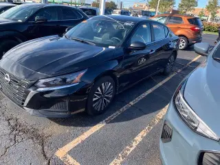 Nissan Altima 2025 2.5 SV 4dr Sedán
