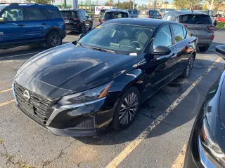 Nissan Altima 2025 2.5 SV 4dr Sedán