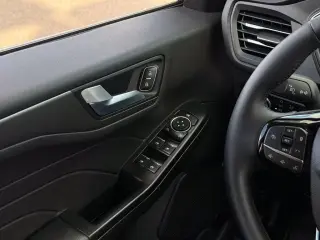 Ford Escape Híbrido Enchufable 2026 PHEV 4dr SUV
