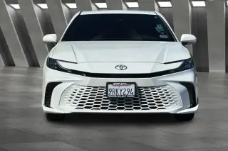 Toyota Camry 2025 SE 4dr Sedán