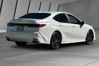 Toyota Camry 2025 SE 4dr Sedán