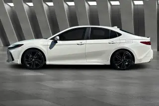 Toyota Camry 2025 SE 4dr Sedán