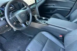 Toyota Camry 2026 SE 4dr Sedán