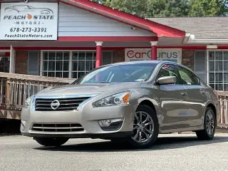 Nissan Altima 2015 2.5 4 Sedán