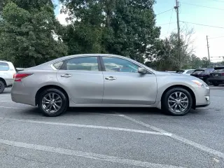 Nissan Altima 2015 2.5 4 Sedán