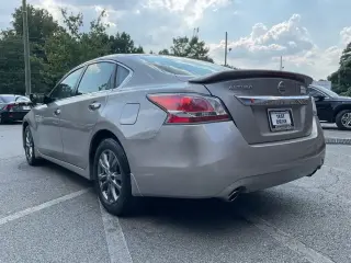 Nissan Altima 2015 2.5 4 Sedán