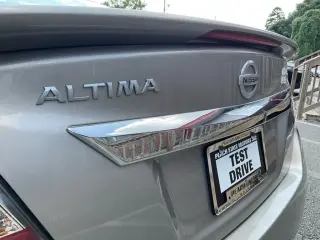 Nissan Altima 2015 2.5 4 Sedán