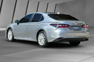Toyota Camry 2024 LE 4dr Sedán