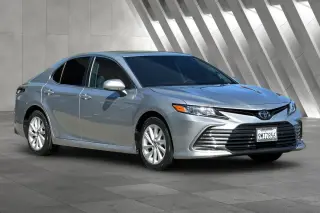 Toyota Camry 2024 LE 4dr Sedán