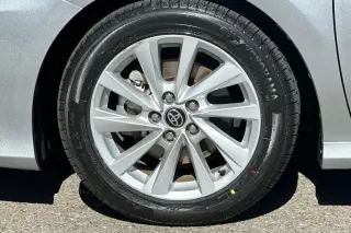 Toyota Camry 2024 LE 4dr Sedán