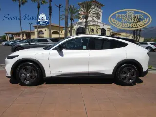 Ford Mustang Mach-E 2023 Select 4dr SUV