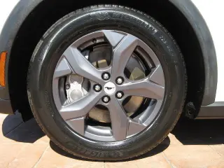 Ford Mustang Mach-E 2023 Select 4dr SUV