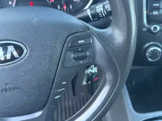 Kia Forte 2017 LX 4dr Sedan 6A