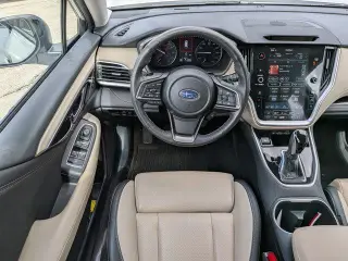 Subaru Outback 2024 con transmisión automática de 4 ruedas, limitado