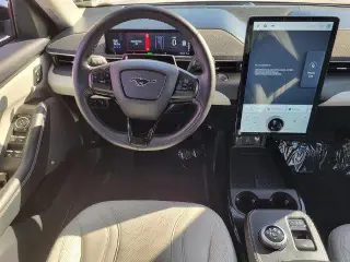 Ford Mustang Mach-E 2023 Premium 4dr SUV