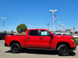 Chevrolet Silverado 1500 2024 4x4 LT Trail Boss 4dr Crew Cab 5.8 ft. SB