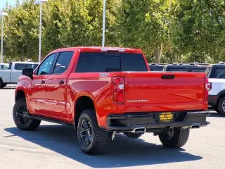 Chevrolet Silverado 1500 2024 4x4 LT Trail Boss 4dr Crew Cab 5.8 ft. SB