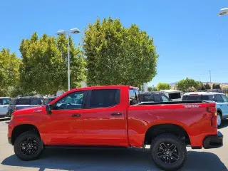 Chevrolet Silverado 1500 2024 4x4 LT Trail Boss 4dr Crew Cab 5.8 ft. SB