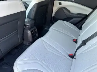 Ford Mustang Mach-E 2023 Premium 4dr SUV