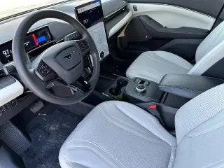 Ford Mustang Mach-E 2023 Premium 4dr SUV