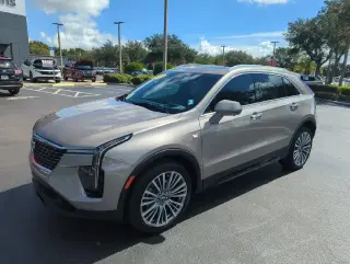 Cadillac XT4 2025 4x4 Premium Luxury 4dr Crossover