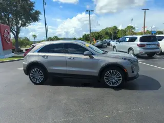 Cadillac XT4 2025 4x4 Premium Luxury 4dr Crossover