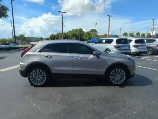 Cadillac XT4 2025 4x4 Premium Luxury 4dr Crossover