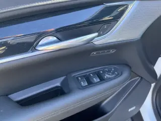 Cadillac XT5 2024 4x4 Premium Luxury 4dr SUV