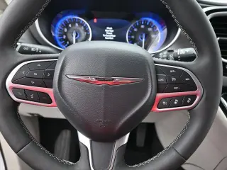 Chrysler Pacifica 2024 Touring L 4dr Mini-Van