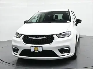 Chrysler Pacifica 2024 Touring L 4dr Mini-Van