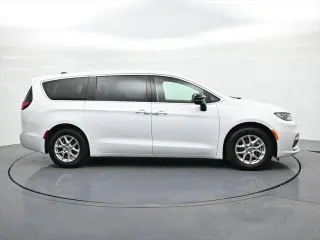 Chrysler Pacifica 2024 Touring L 4dr Mini-Van