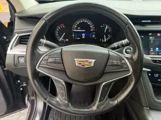 Cadillac XT5 2018 4x4 Luxury 4dr SUV